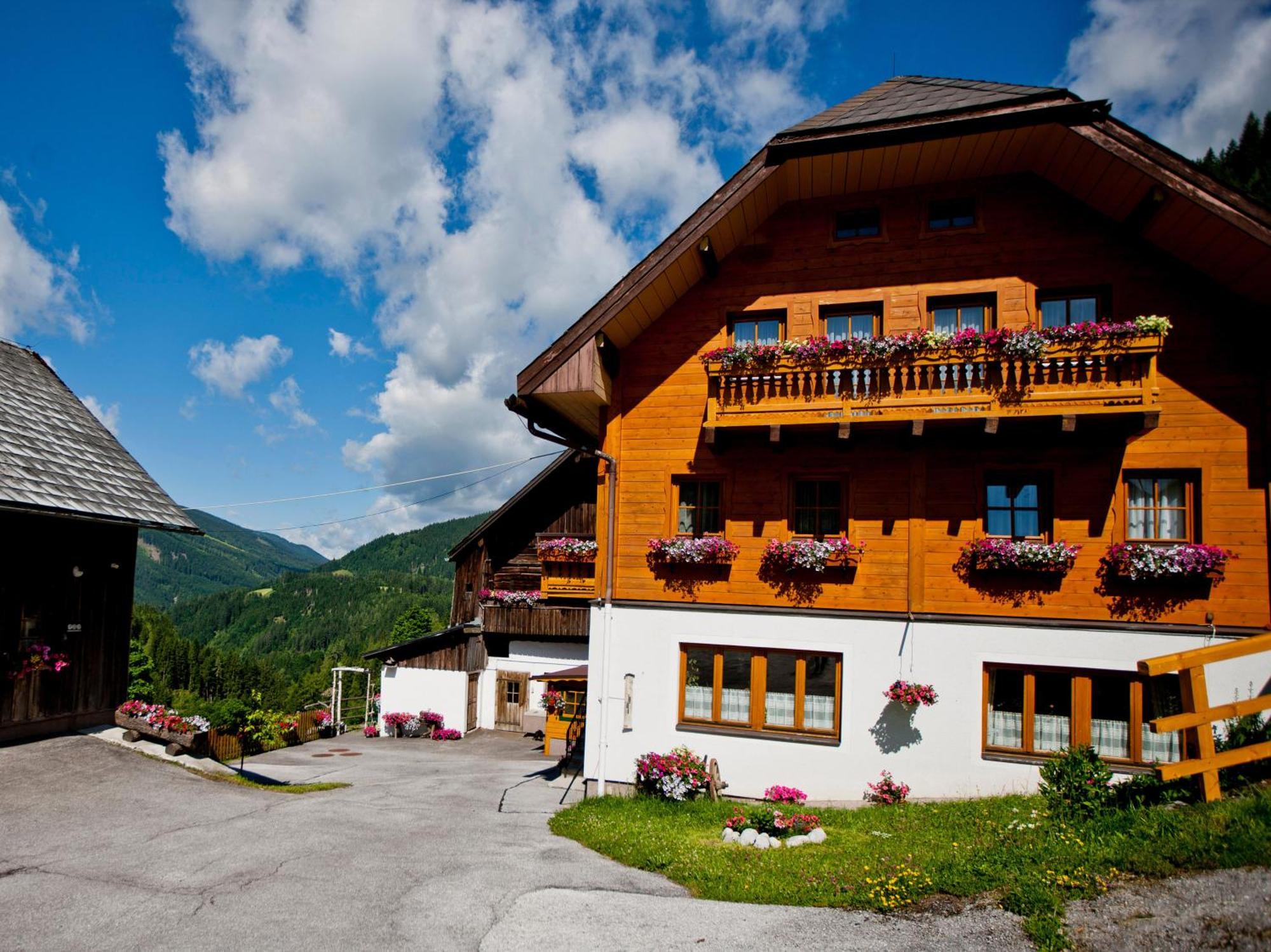 Bio-bauernhof Grundlehnerhof Landhaus